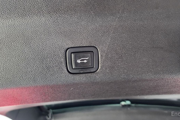 2021 Cadillac Escalade с пробегом 41 175 км