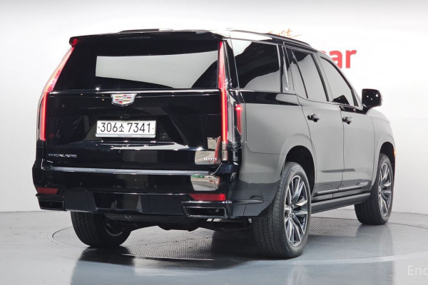 2022 Cadillac Escalade с пробегом 70 138 км