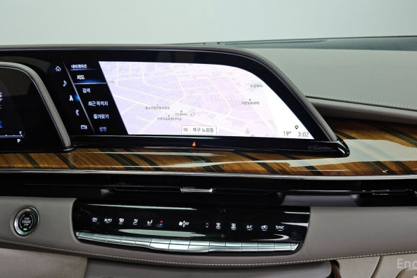 2022 Cadillac Escalade с пробегом 70 138 км