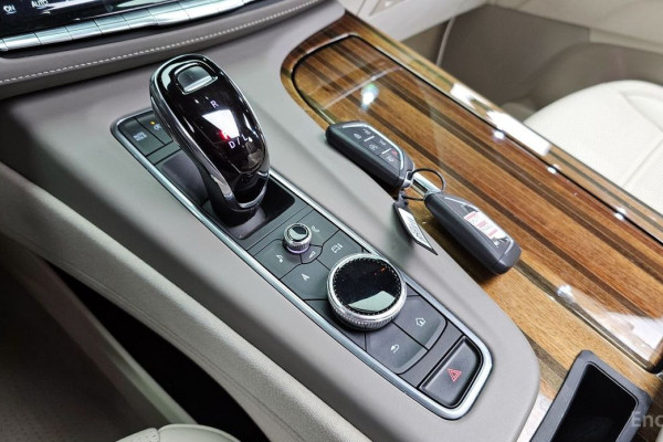 2022 Cadillac Escalade с пробегом 70 138 км