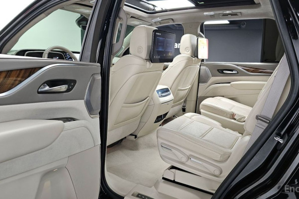 2022 Cadillac Escalade с пробегом 70 138 км