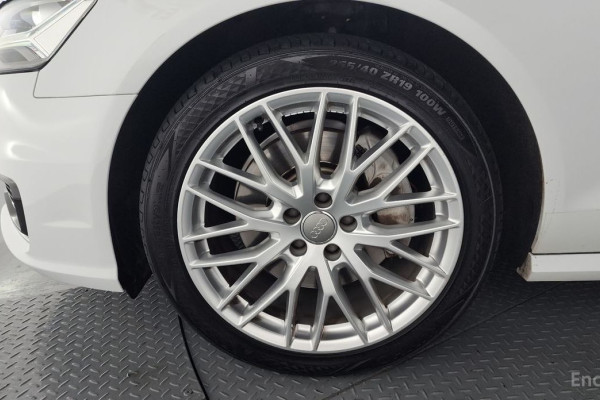 2016 Audi A6 с пробегом 65 280 км