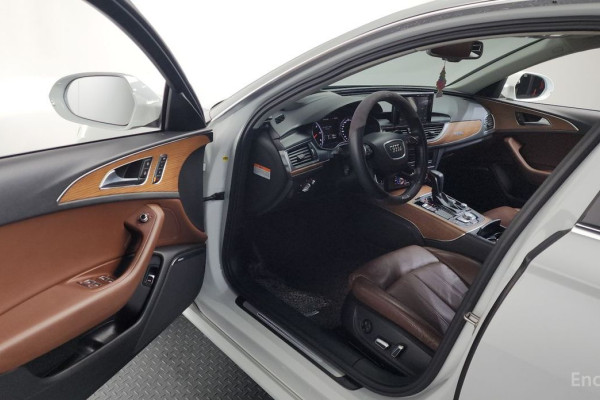 2016 Audi A6 с пробегом 65 280 км
