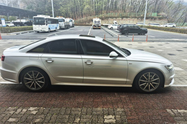 2016 Audi A6 с пробегом 128 450 км
