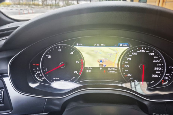 2016 Audi A6 с пробегом 128 450 км