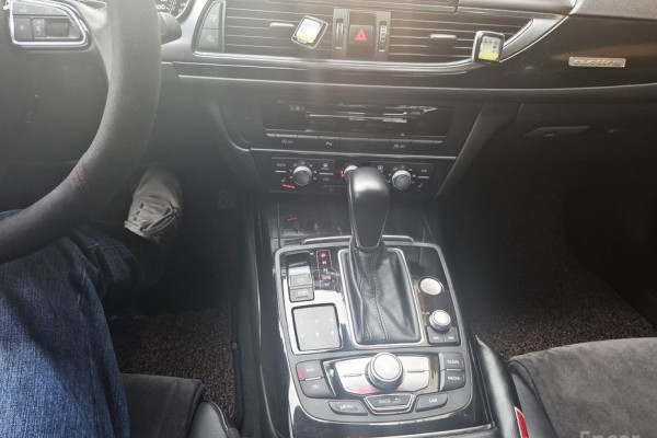 2016 Audi A6 с пробегом 128 450 км