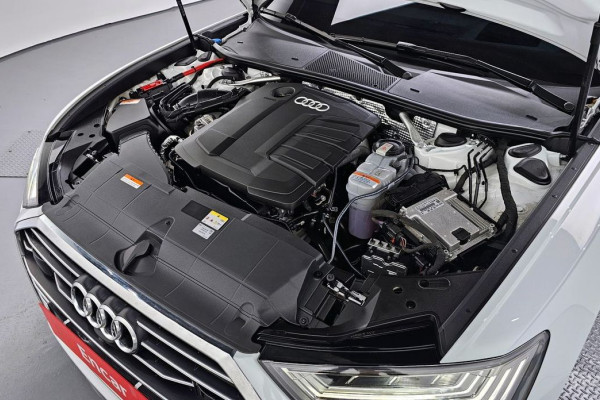 2023 Audi A6 с пробегом 40 245 км