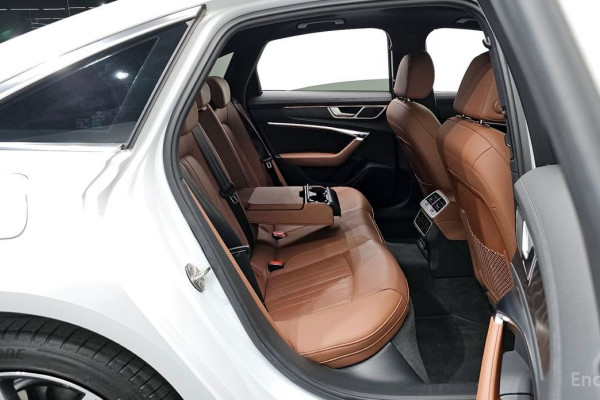 2023 Audi A6 с пробегом 40 245 км