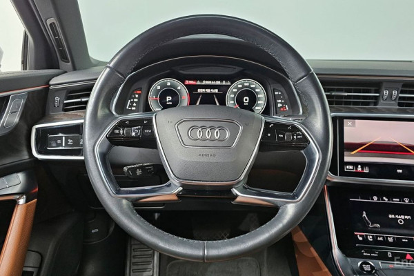 2023 Audi A6 с пробегом 40 245 км