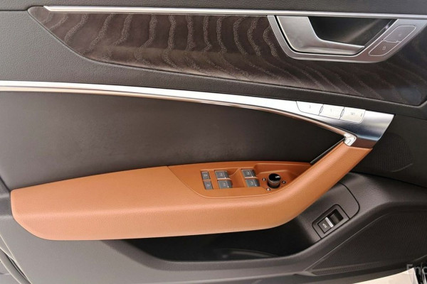 2022 Audi A6 с пробегом 66 000 км