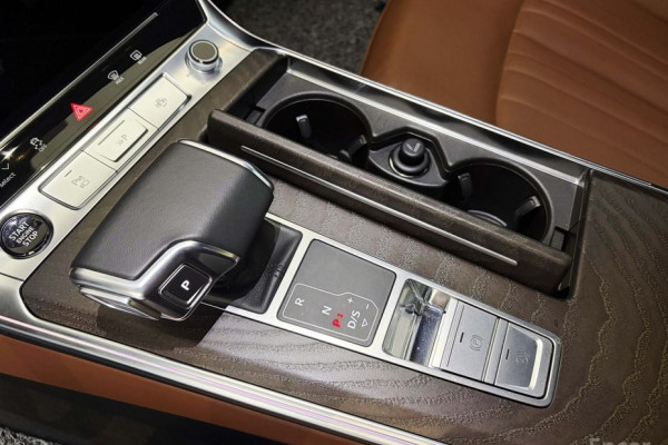 2022 Audi A6 с пробегом 66 000 км