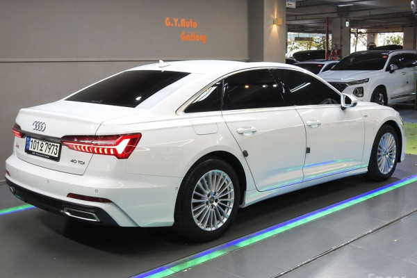 2021 Audi A6 с пробегом 88 000 км