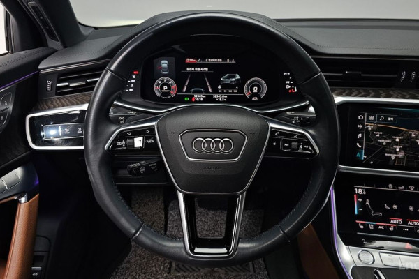 2020 Audi A6 с пробегом 52 365 км