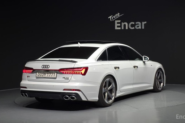 2021 Audi A6 с пробегом 62 054 км