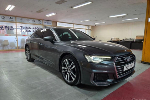 2022 Audi A6 с пробегом 83 000 км