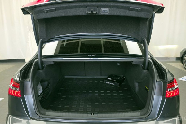 2022 Audi A6 с пробегом 60 896 км