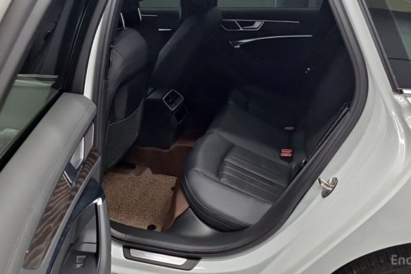 2021 Audi A6 с пробегом 103 700 км