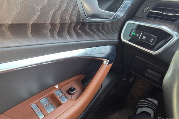 2020 Audi A6 с пробегом 110 800 км