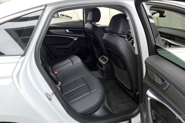 2023 Audi A6 с пробегом 45 827 км