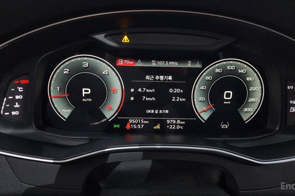 2021 Audi A6 с пробегом 95 015 км