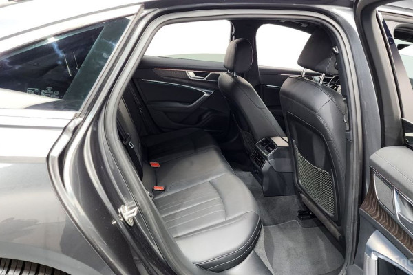 2021 Audi A6 с пробегом 95 015 км