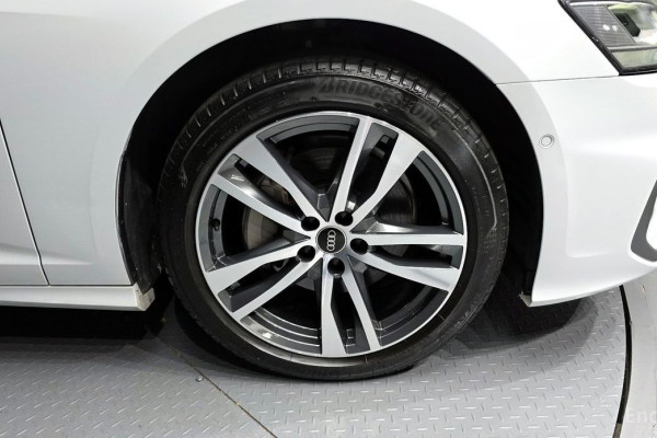 2022 Audi A6 с пробегом 32 421 км