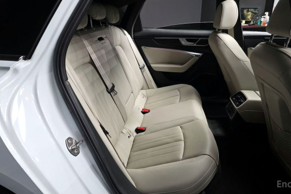 2022 Audi A6 с пробегом 32 421 км