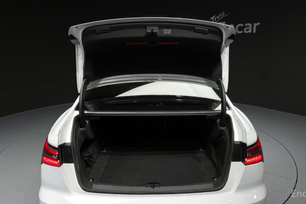 2022 Audi A6 с пробегом 32 421 км