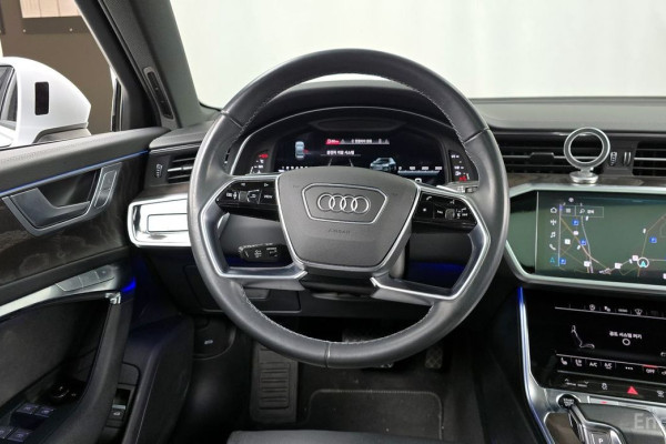 2022 Audi A6 с пробегом 125 275 км