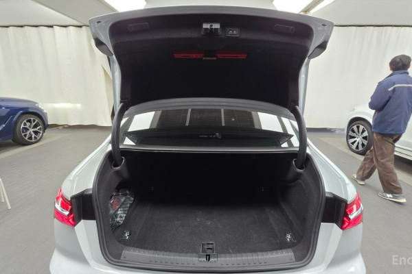 2022 Audi A6 с пробегом 125 275 км