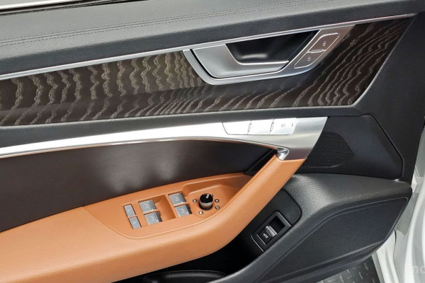 2020 Audi A6 с пробегом 30 291 км