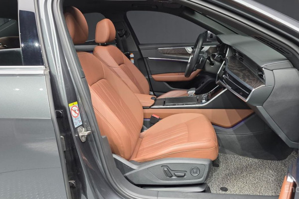 2022 Audi A6 с пробегом 30 337 км