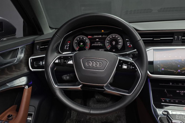 2022 Audi A6 с пробегом 30 337 км