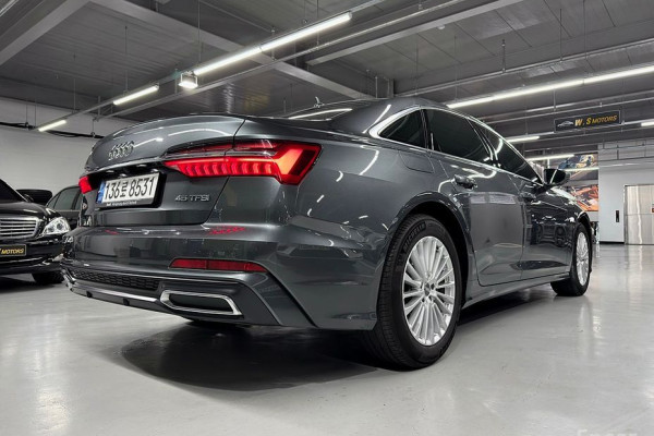 2020 Audi A6 с пробегом 14 656 км