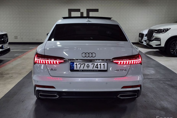 2022 Audi A6 с пробегом 21 988 км