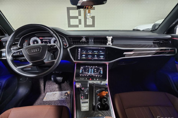 2022 Audi A6 с пробегом 21 988 км