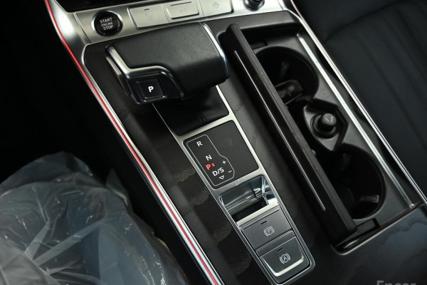 2023 Audi A6 с пробегом 19 973 км