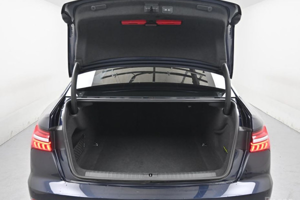 2023 Audi A6 с пробегом 19 973 км