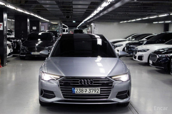 2021 Audi A6 с пробегом 23 200 км