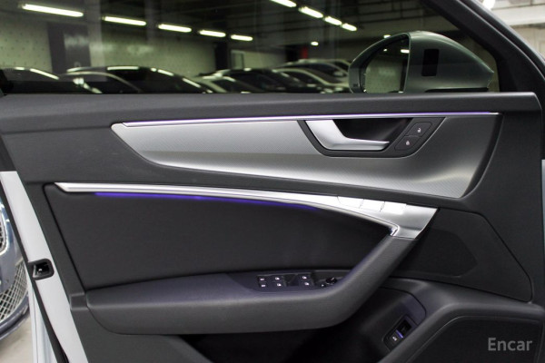 2021 Audi A6 с пробегом 23 200 км