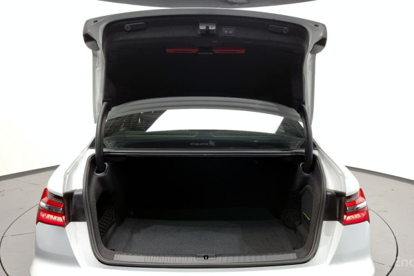 2023 Audi A6 с пробегом 52 024 км