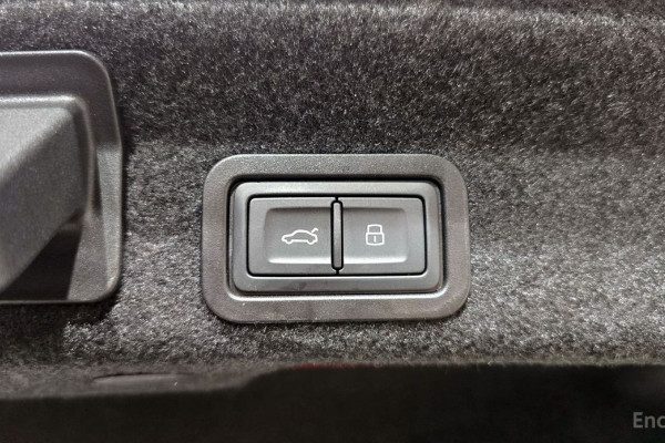 2022 Audi A6 с пробегом 74 809 км