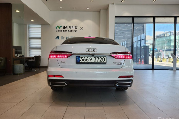 2021 Audi A6 с пробегом 68 048 км