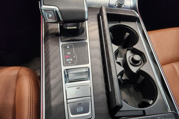 2021 Audi A6 с пробегом 68 048 км