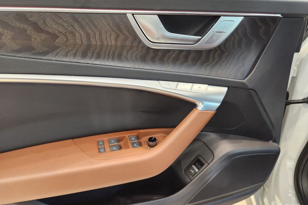 2021 Audi A6 с пробегом 68 048 км