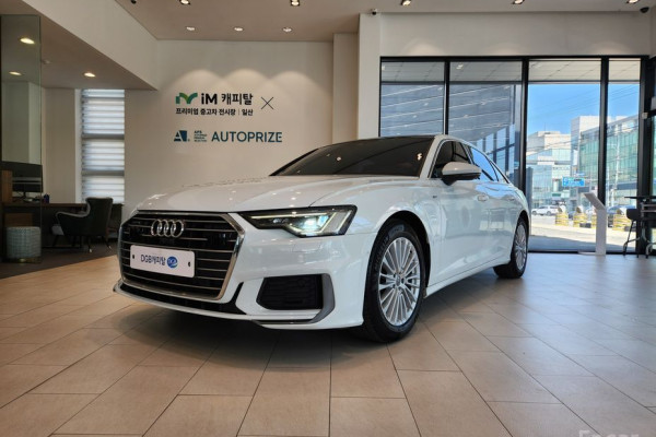 2021 Audi A6 с пробегом 68 048 км