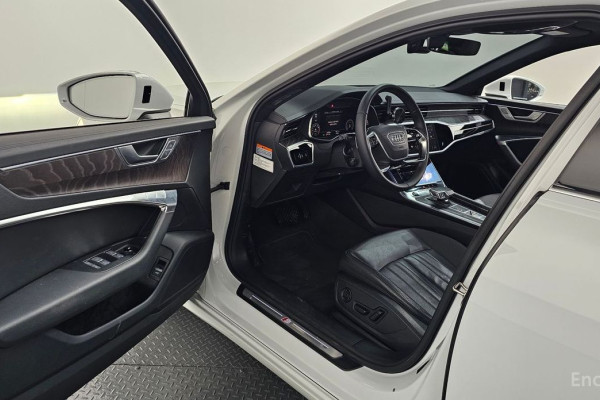 2022 Audi A6 с пробегом 36 999 км