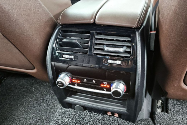 2023 BMW 5 серии с пробегом 72 100 км