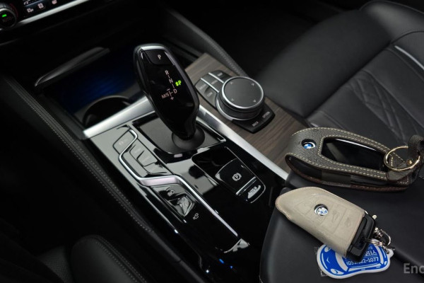 2022 BMW 5 серии с пробегом 80 229 км