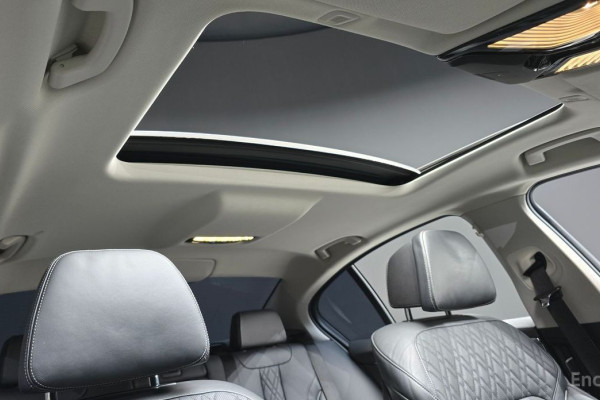 2022 BMW 5 серии с пробегом 80 229 км